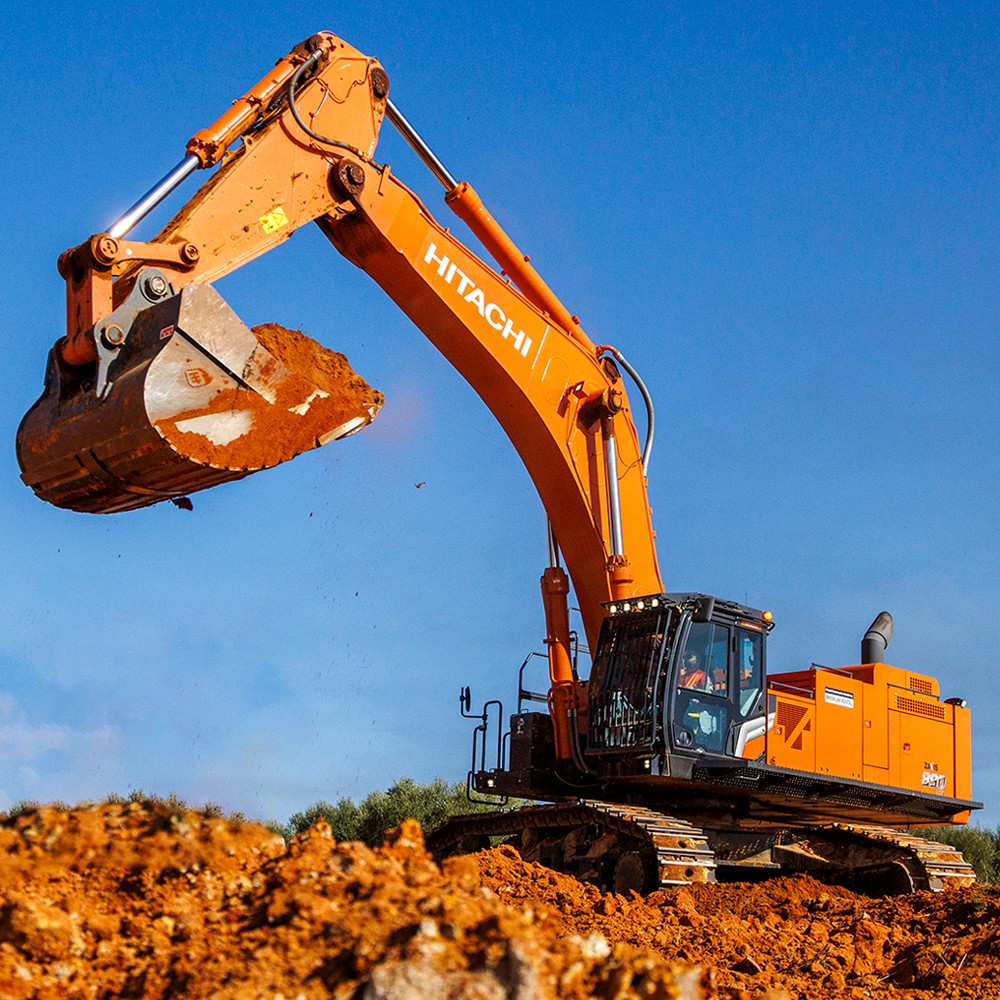 Escavadoras de grande porte